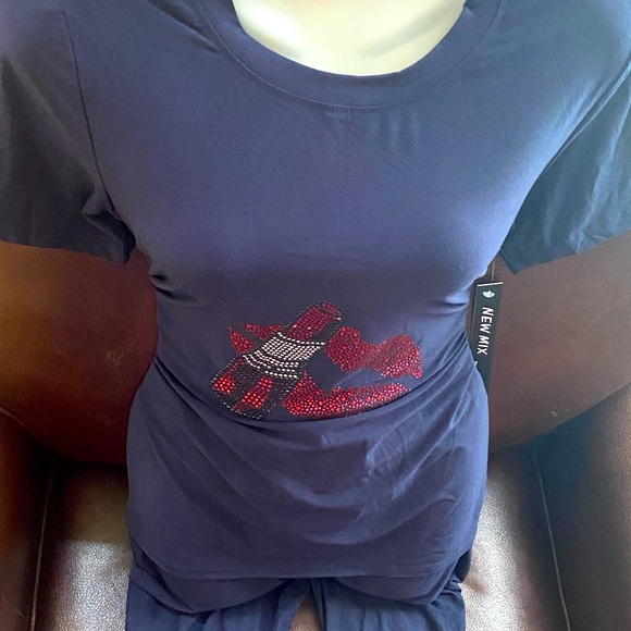 Plush soft spandex short set - Picture 3 of 4